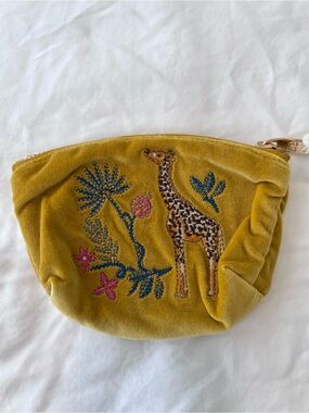 RARE NWT Elizabeth Scarlett Velvet Giraffe Embroidered Coin Purse Pouch